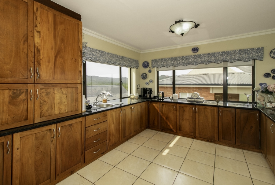 3 Bedroom Property for Sale in Myoli Beach Western Cape
